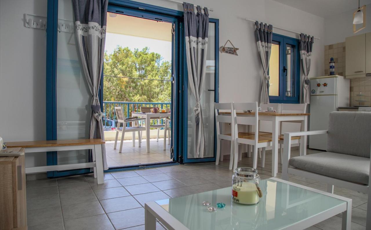 Mmm Apartment Makrýgialos Buitenkant foto
